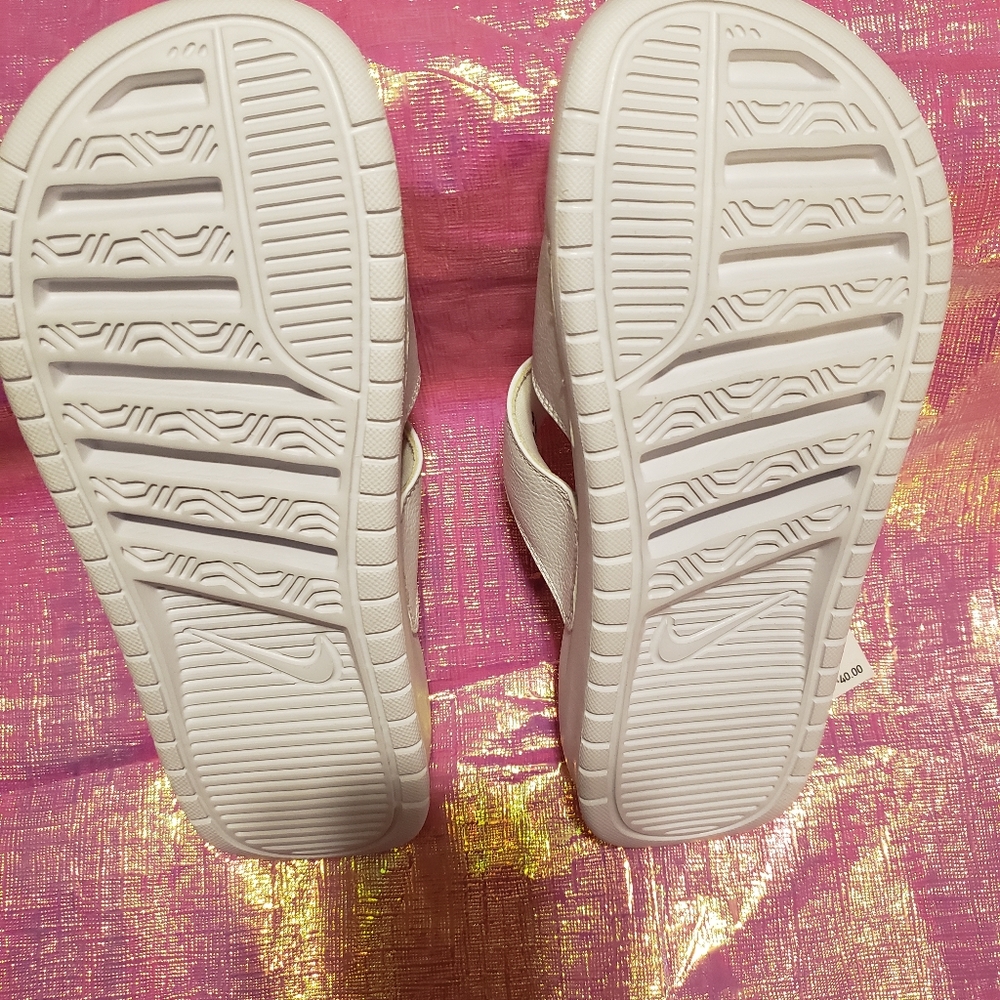 Shoes - Picture 3 of 3
